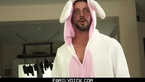 Kinky Step Dad Ch 1 : La chasse aux œufs de Pâques (Jace Madden, Johnny Ford)