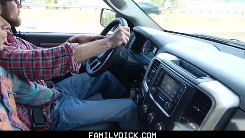 Le garçon à papa Chapitre 6 : Arrêt au stand en plein air (Jacob Armstrong (beau-père), Austin Armstrong (beau-fils))