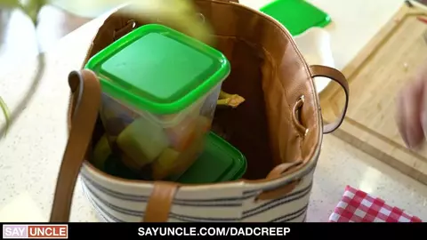 Cadeau pour la fête des pères (Alex Montenegro, Teddy Torres)