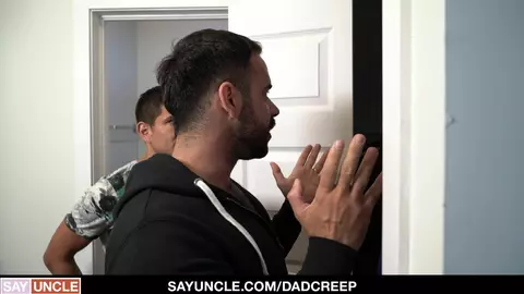 Cadeau pour la fête des pères (Alex Montenegro, Teddy Torres)