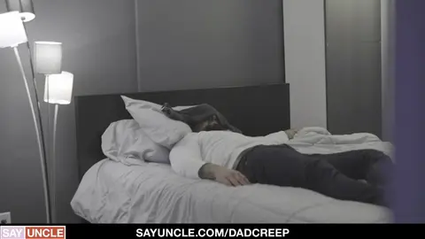 Gueule de bois (Ryan Bones, Lev Ivankov)