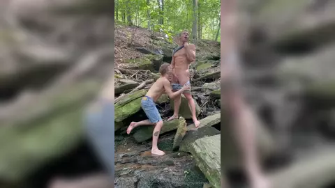 Noah x Grayson — naturiste