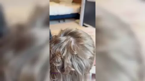 Blond baise son twink