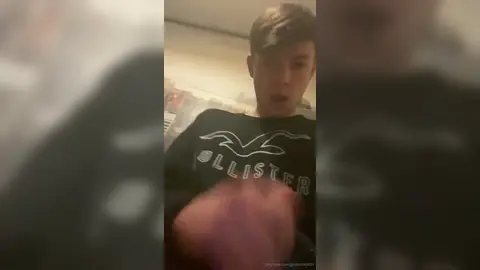 Foutre au gobelet — Gaytwink0001