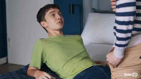 Reese Rideout, Cristiano, Sam Ledger – Minets baiseurs du placard