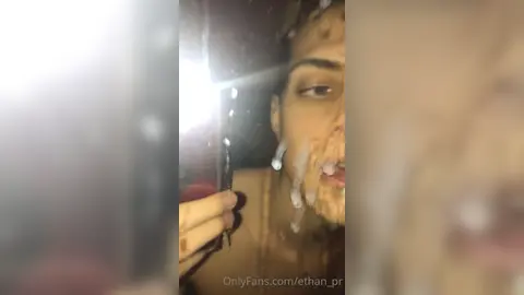 Vitre arrosée & léchée — Ethan