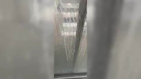 Matin pressé — vitre repeinte — Ethan