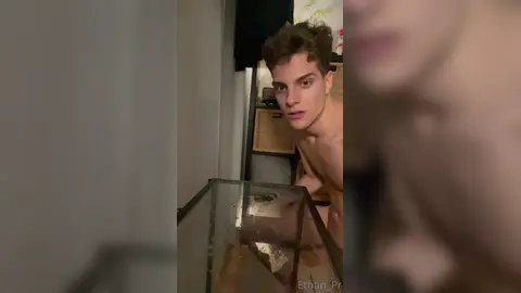 48h gardées — bureau repeint — Ethan