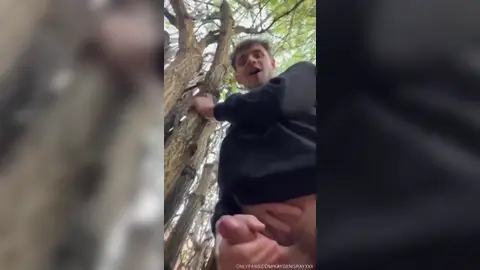 Kayden farcit Jake London — parc