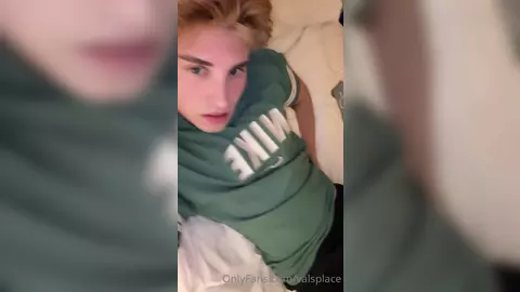 Cut sans titre — Valsplace