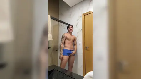 Joao Ludwig — show corps