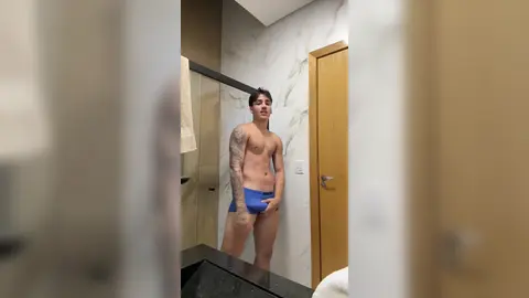 Joao Ludwig — show corps