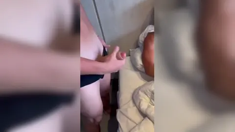 Branlette de groupe — fin en pipe