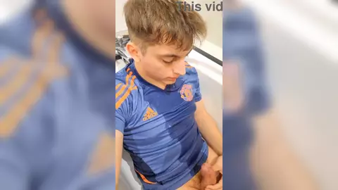 Pisse & sperme — solo