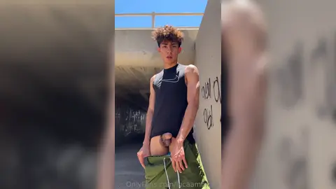 Fais-moi tout — Luca Ambrose