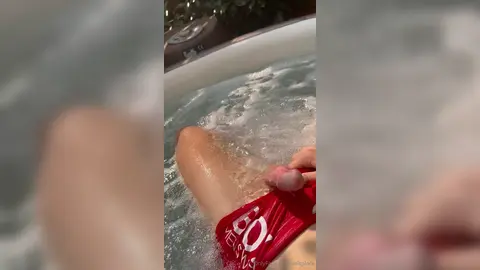 Idées de jacuzzi — Valentin