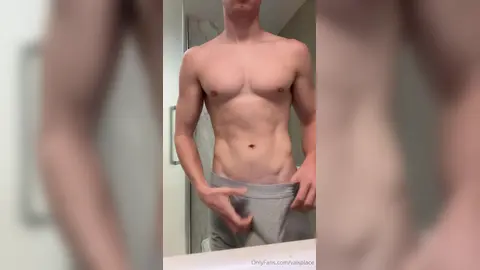 Grosse bite & cul bulle — Valentin