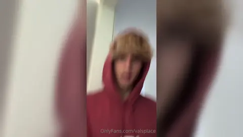 Je peux jouir dedans ? — Valentin