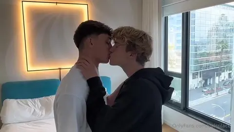 Tease du nouveau sextape — Valentin