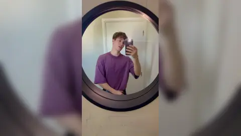 Branlette salle de bain — Valentin