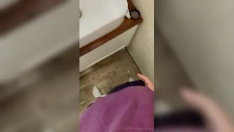 Branlette salle de bain — Valentin