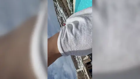 On plonge ensemble ? — Valentin