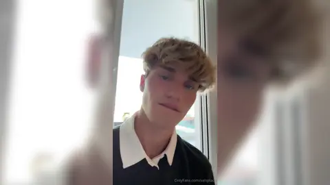 Mon cul est à toi — Valentin