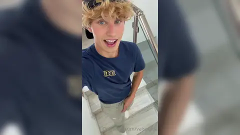 Moi & ma molle — Valentin