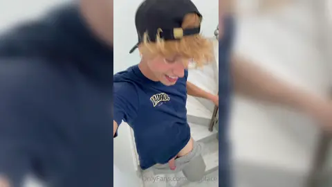 Moi & ma molle — Valentin