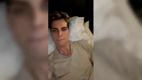 Grosse giclée sur ma face — Ethan_Pr