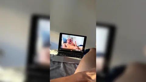 Branlette FaceTime — Valentin Mehinagic