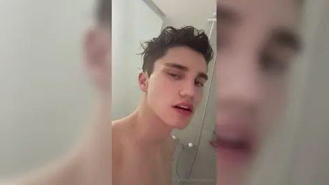 Douche & doigté — Valentin Mehinagic