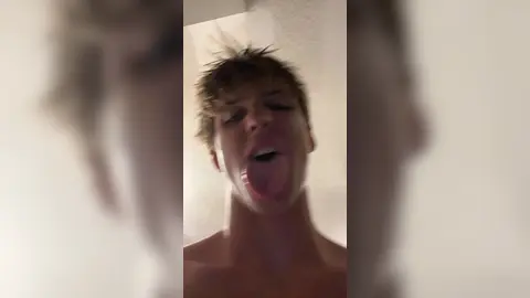 Athlète étudiant — compilation de branlettes